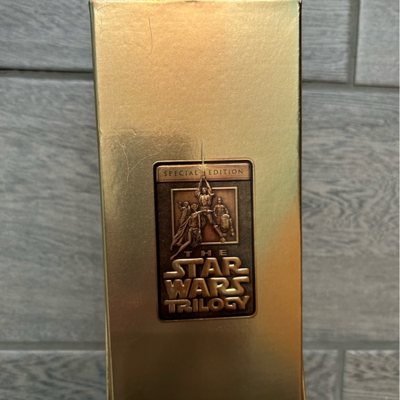 Star Wars Trilogy VHS set gold black collectors item boxed set 3 VHS set Jedi - Picture 3 of 14